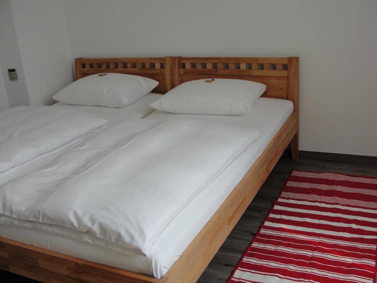Hotel Berliner Hof Кил Екстериор снимка