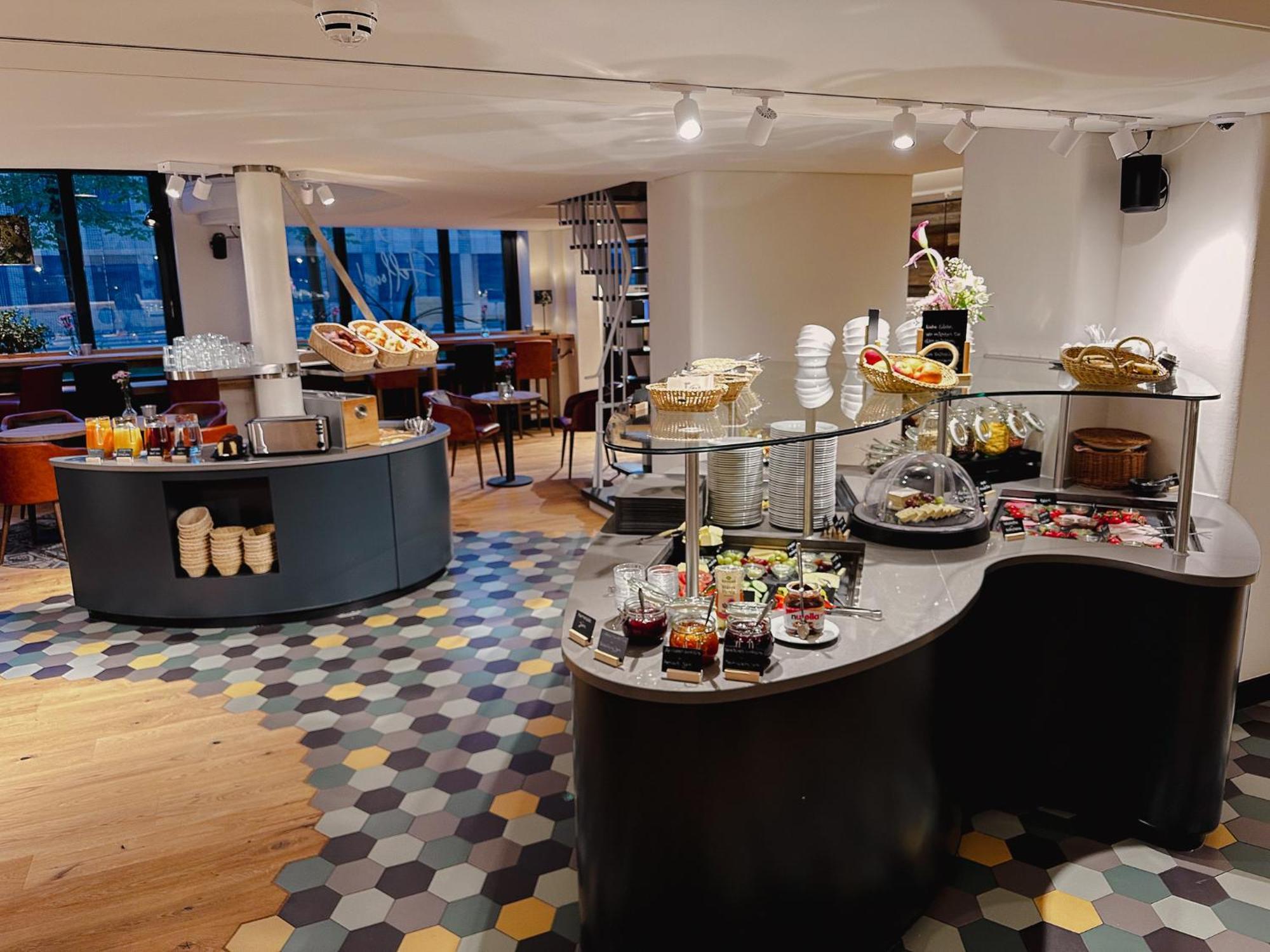 Hotel Berliner Hof Кил Екстериор снимка