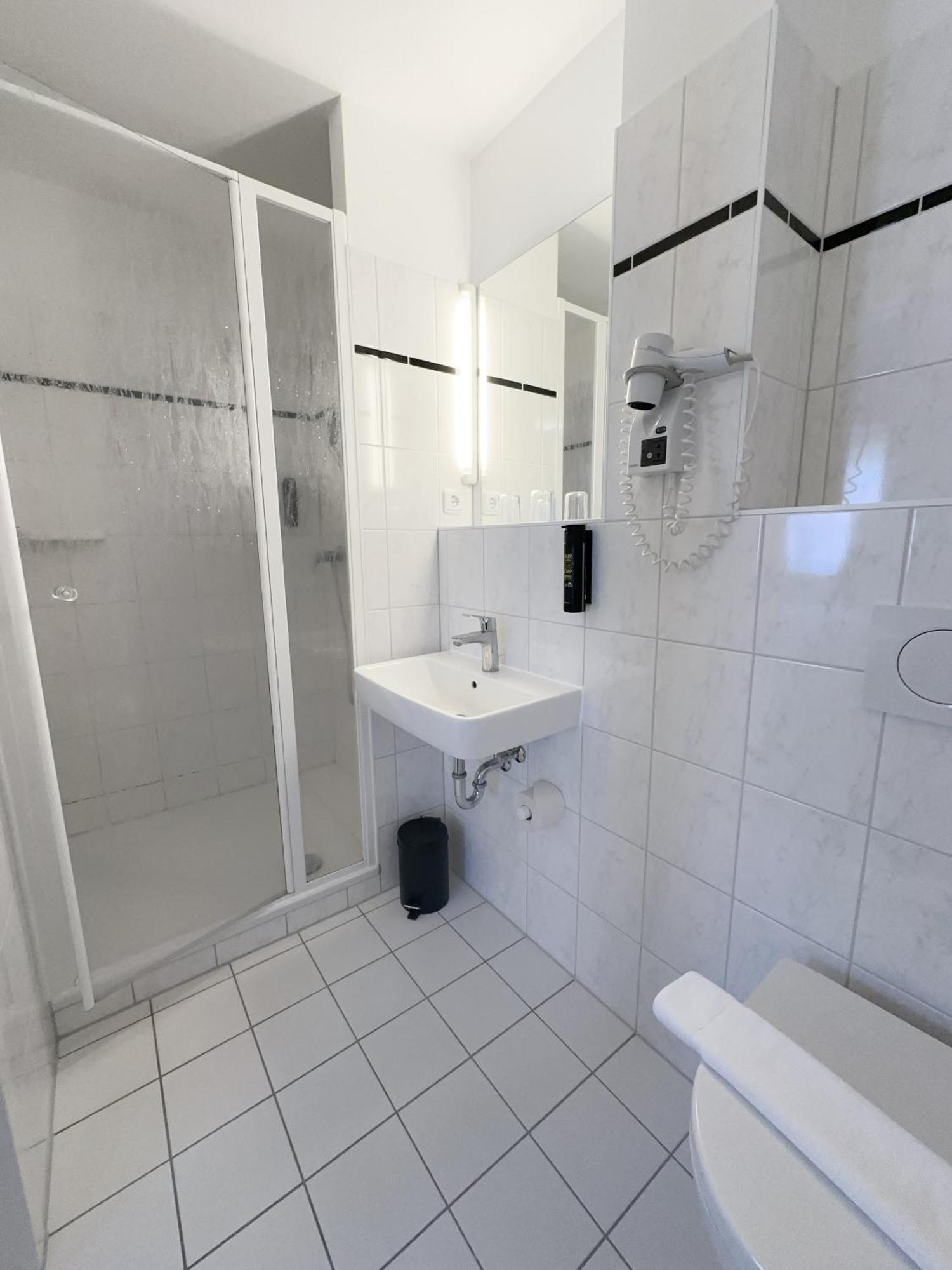 Hotel Berliner Hof Кил Екстериор снимка
