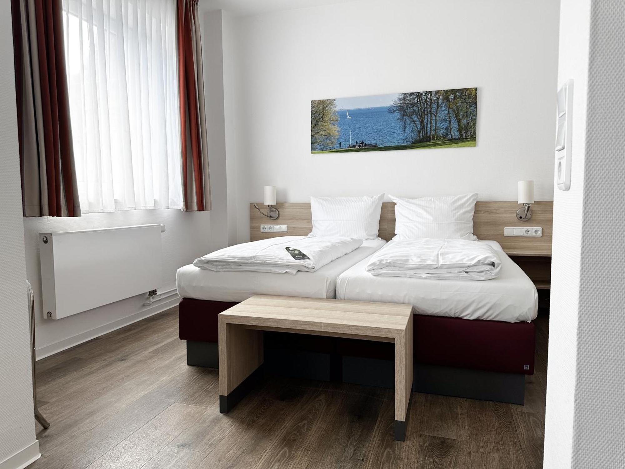 Hotel Berliner Hof Кил Екстериор снимка