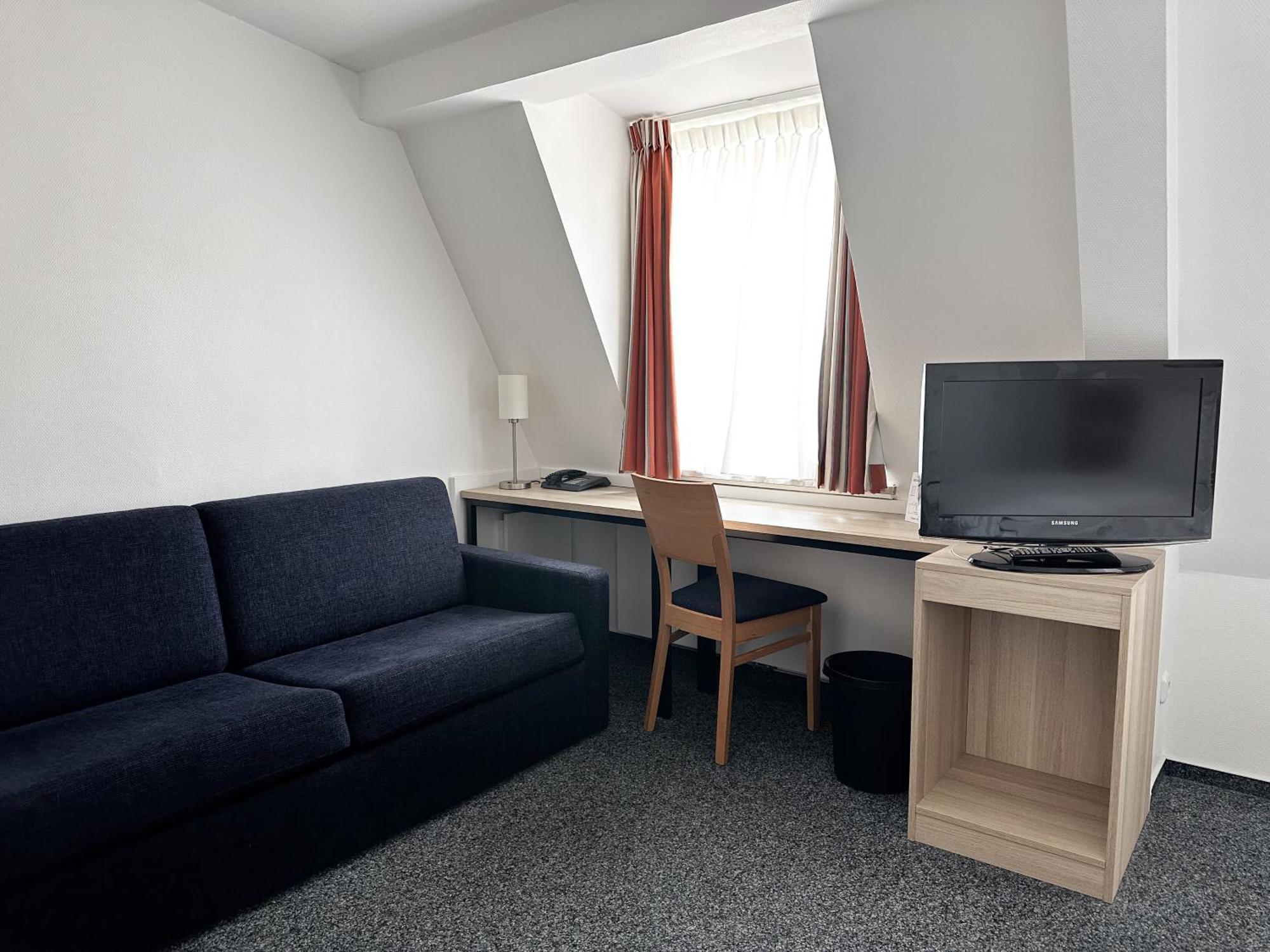 Hotel Berliner Hof Кил Екстериор снимка