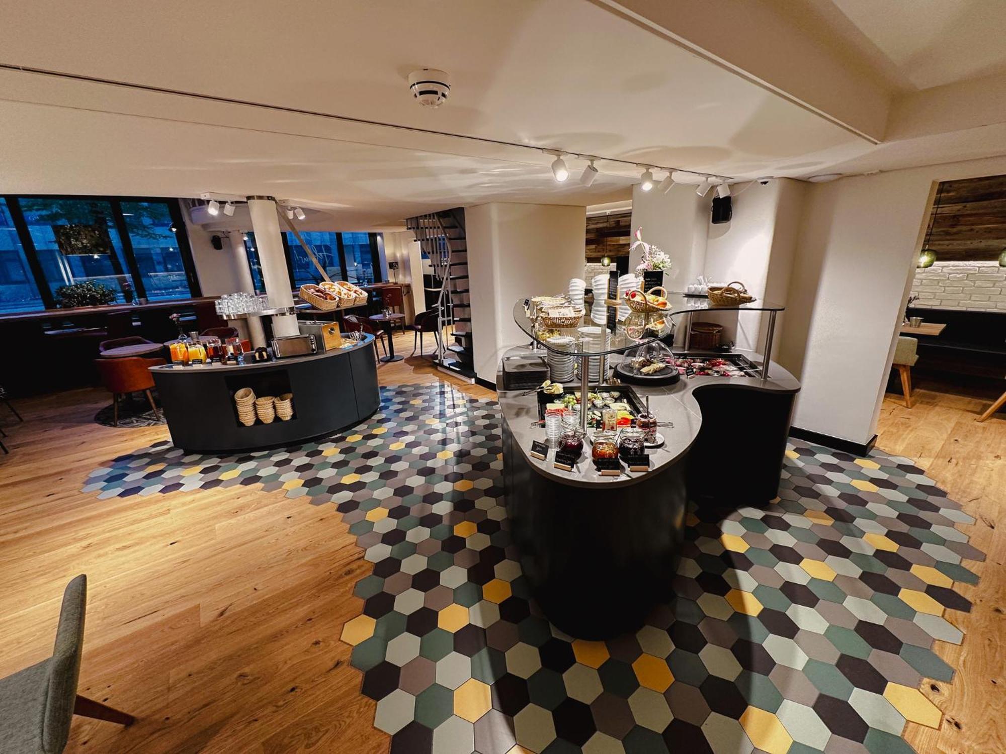 Hotel Berliner Hof Кил Екстериор снимка