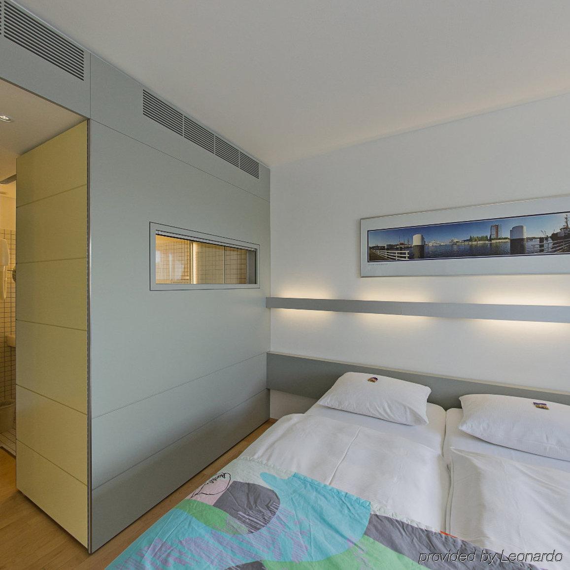 Hotel Berliner Hof Кил Екстериор снимка